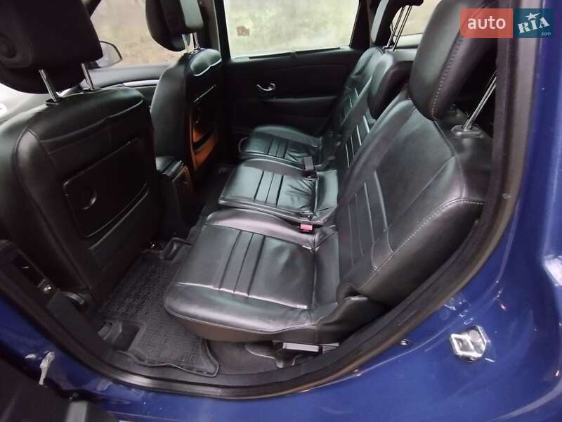 Минивэн Renault Grand Scenic 2009 в Белгороде-Днестровском