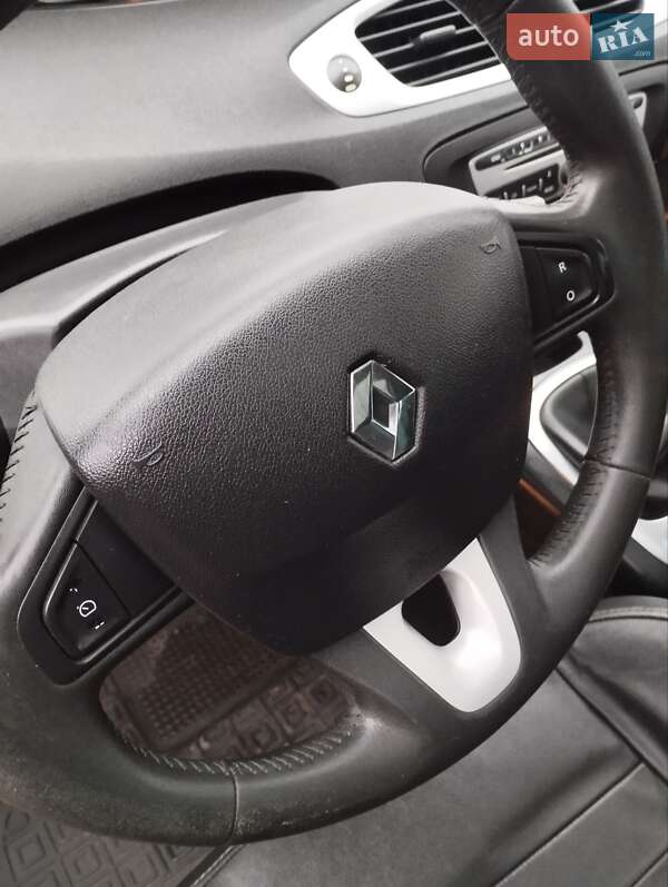 Минивэн Renault Grand Scenic 2009 в Белгороде-Днестровском