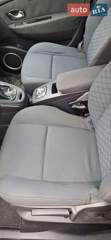 Мінівен Renault Grand Scenic 2010 в Дніпрі