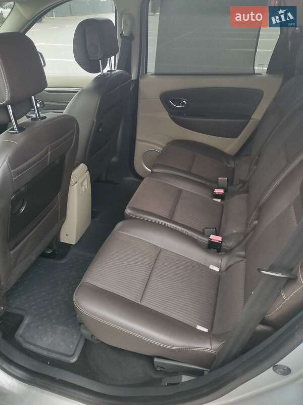 Минивэн Renault Grand Scenic 2014 в Дубно