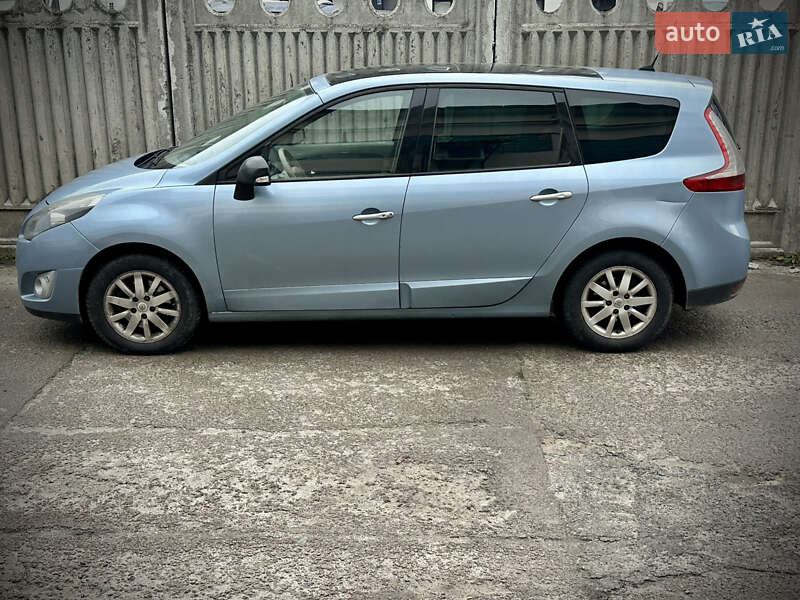 Минивэн Renault Grand Scenic 2011 в Киеве
