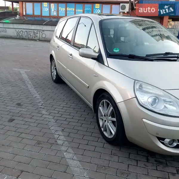 Renault Grand Scenic