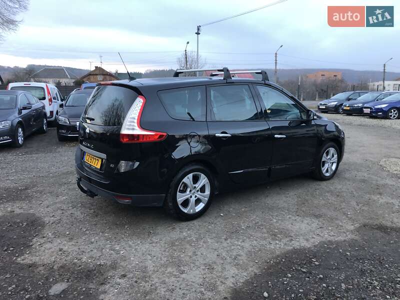 Renault Grand Scenic 2012