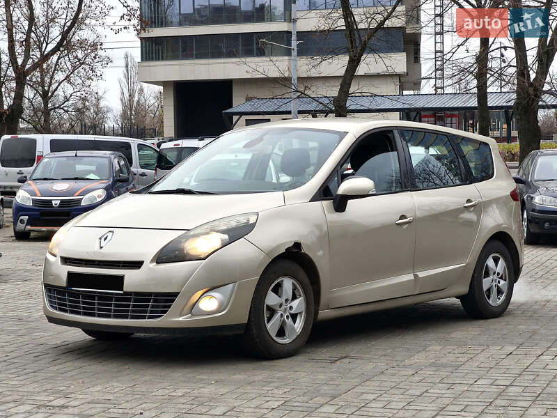 Минивэн Renault Grand Scenic 2009 в Днепре