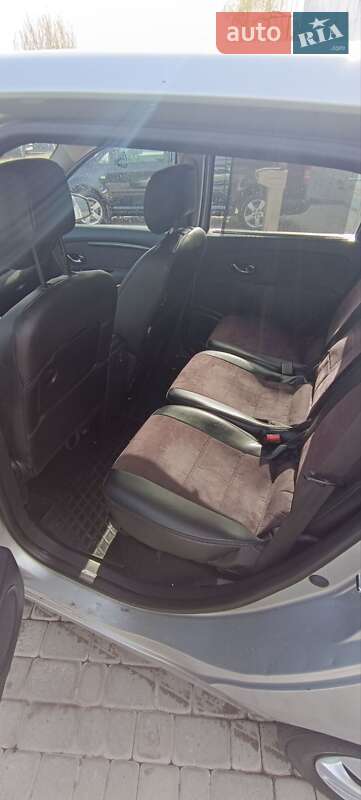 Минивэн Renault Grand Scenic 2013 в Львове фото 12 Минивэн Renault Grand Scenic 2013 в Львове