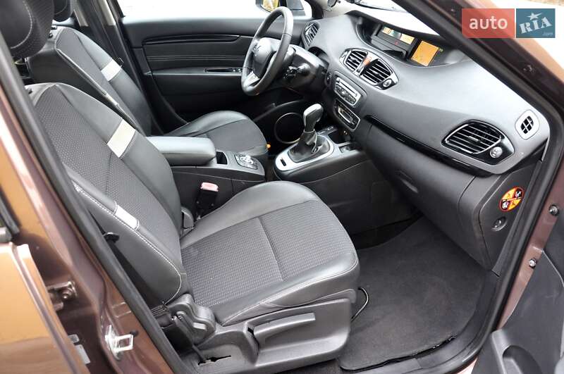 Минивэн Renault Grand Scenic 2011 в Львове фото 29 Минивэн Renault Grand Scenic 2011 в Львове