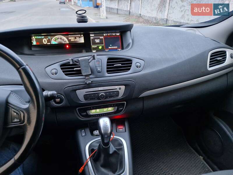 Мінівен Renault Grand Scenic 2014 в Дніпрі фото 8 Мінівен Renault Grand Scenic 2014 в Дніпрі