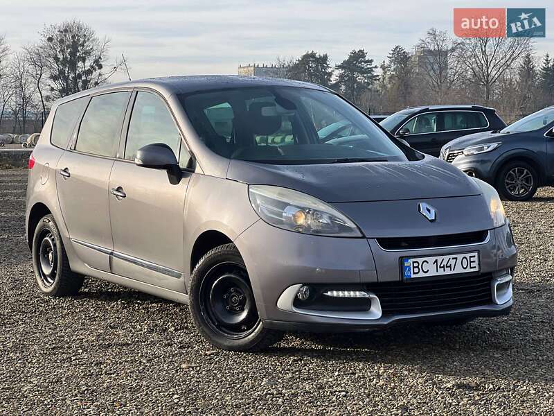 Renault Grand Scenic 2012
