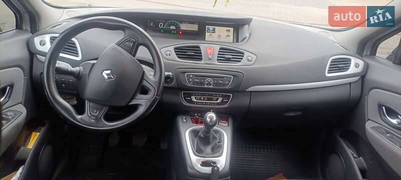 Минивэн Renault Grand Scenic 2011 в Киеве