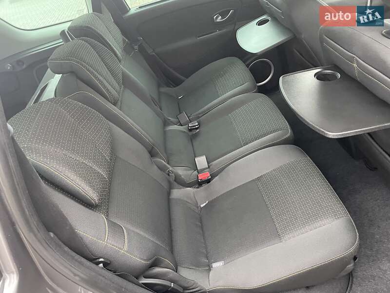 Минивэн Renault Grand Scenic 2009 в Золочеве