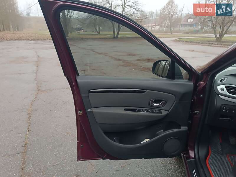 Минивэн Renault Grand Scenic 2013 в Славутиче