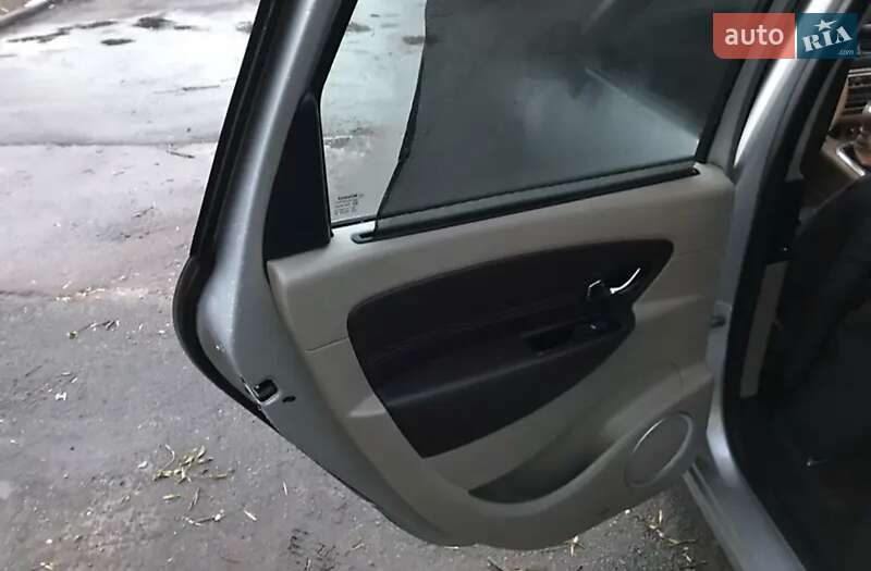 Минивэн Renault Grand Scenic 2011 в Киеве