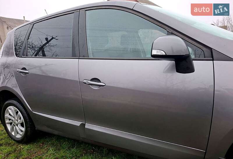Минивэн Renault Grand Scenic 2012 в Малой Виске фото 4 Минивэн Renault Grand Scenic 2012 в Малой Виске