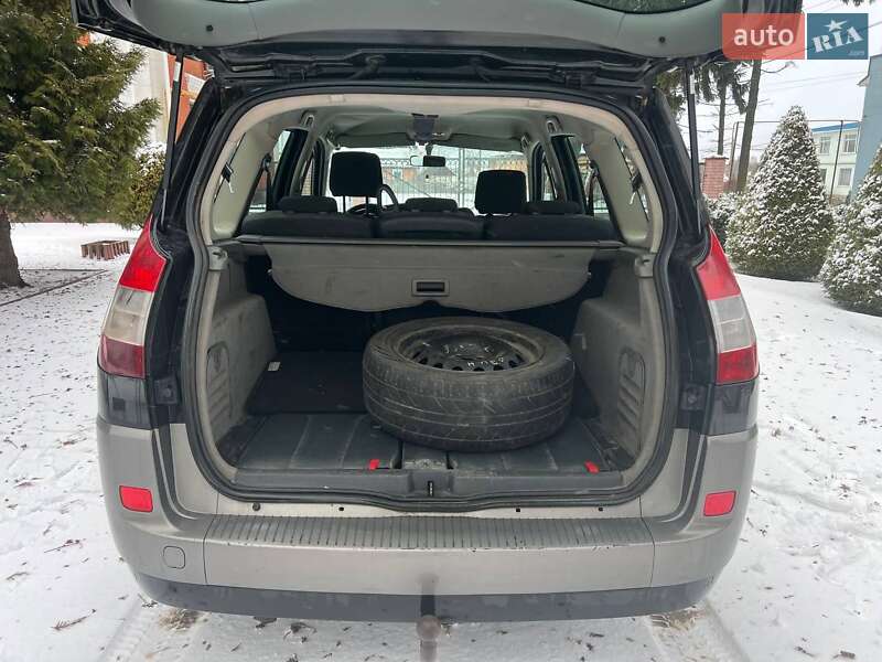 Минивэн Renault Grand Scenic 2005 в Калиновке