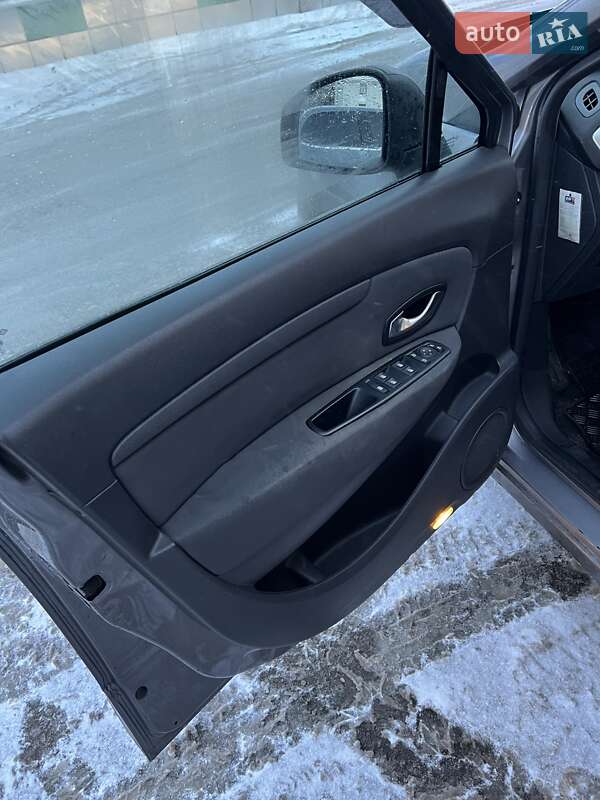 Мінівен Renault Grand Scenic 2010 в Києві