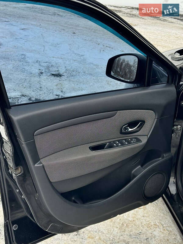 Минивэн Renault Grand Scenic 2011 в Черкассах