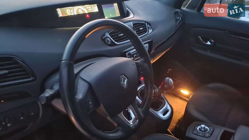 Мінівен Renault Grand Scenic 2013 в Луцьку