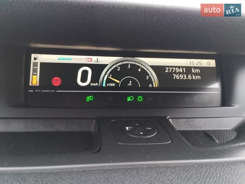 Минивэн Renault Grand Scenic 2009 в Львове фото 16 Минивэн Renault Grand Scenic 2009 в Львове