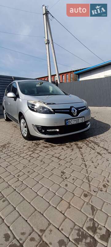 Renault Grand Scenic 2013