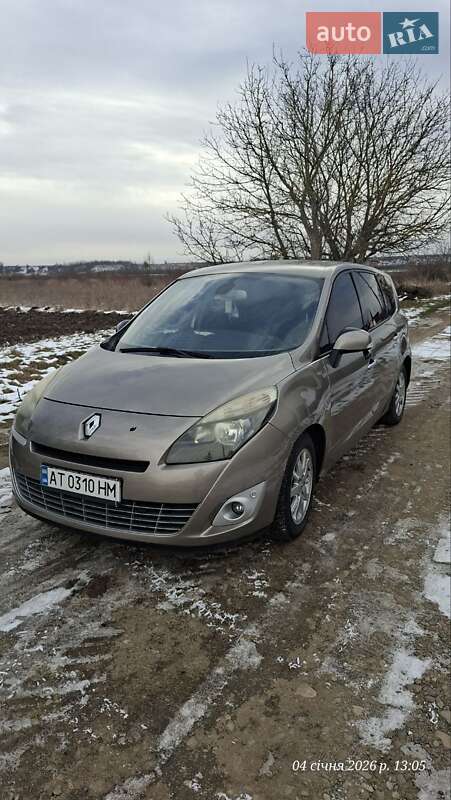 Renault Grand Scenic 2009