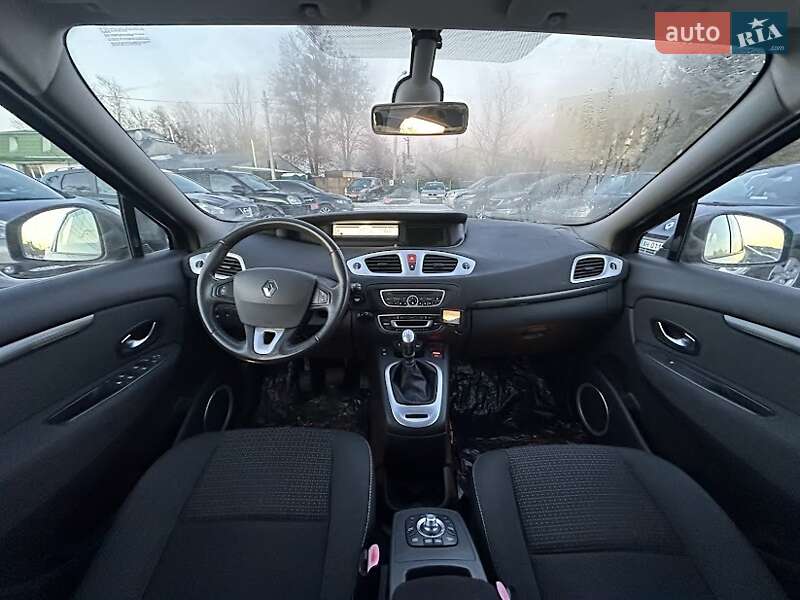 Мінівен Renault Grand Scenic 2010 в Луцьку фото 17 Мінівен Renault Grand Scenic 2010 в Луцьку