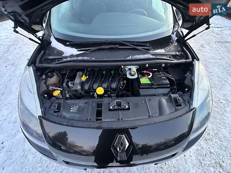 Мінівен Renault Grand Scenic 2010 в Луцьку фото 11 Мінівен Renault Grand Scenic 2010 в Луцьку