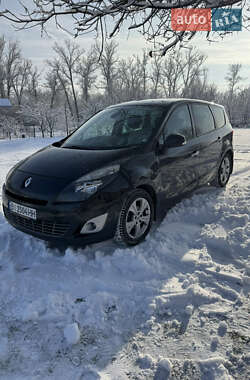 Минивэн Renault Grand Scenic 2010 в Кобеляках