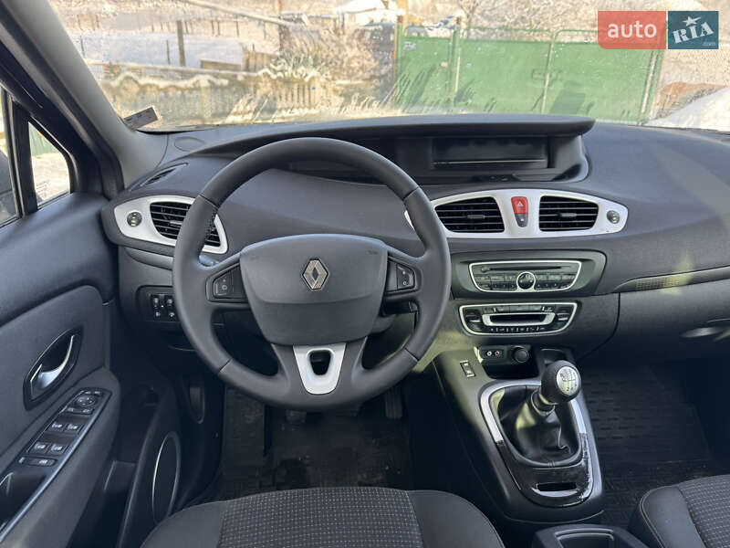 Минивэн Renault Grand Scenic 2010 в Кобеляках