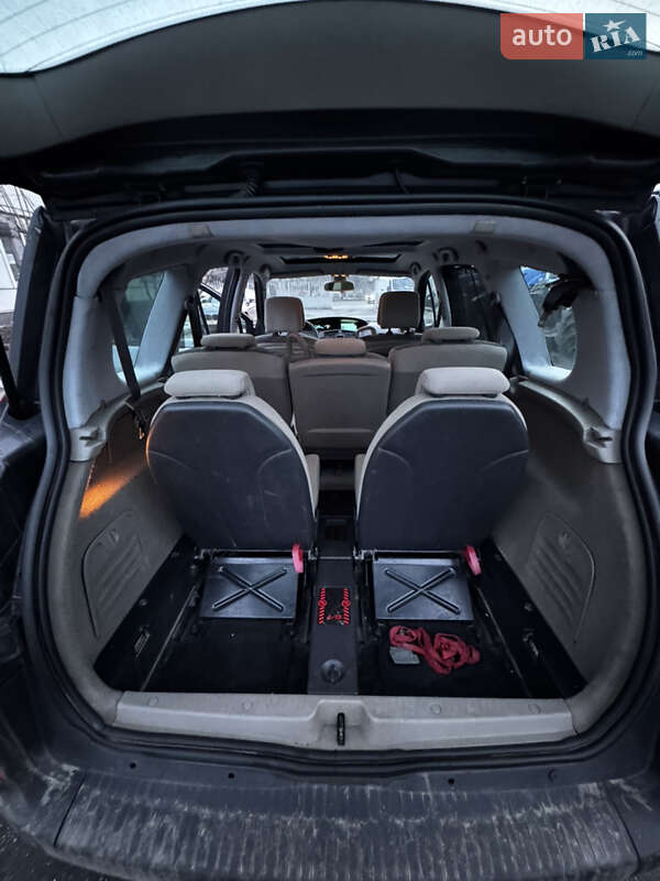 Мінівен Renault Grand Scenic 2005 в Кривому Розі