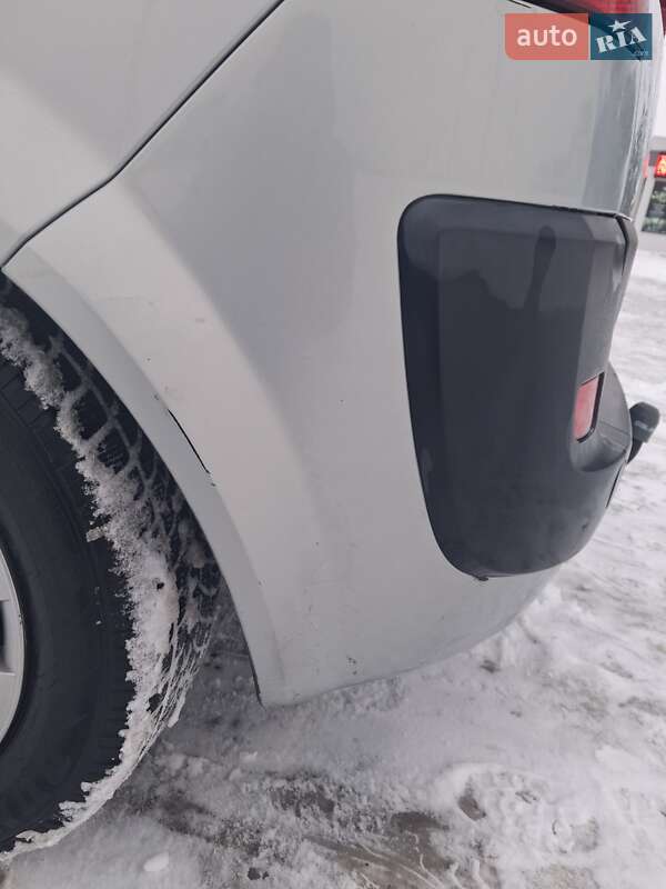 Минивэн Renault Grand Scenic 2004 в Сокольниках