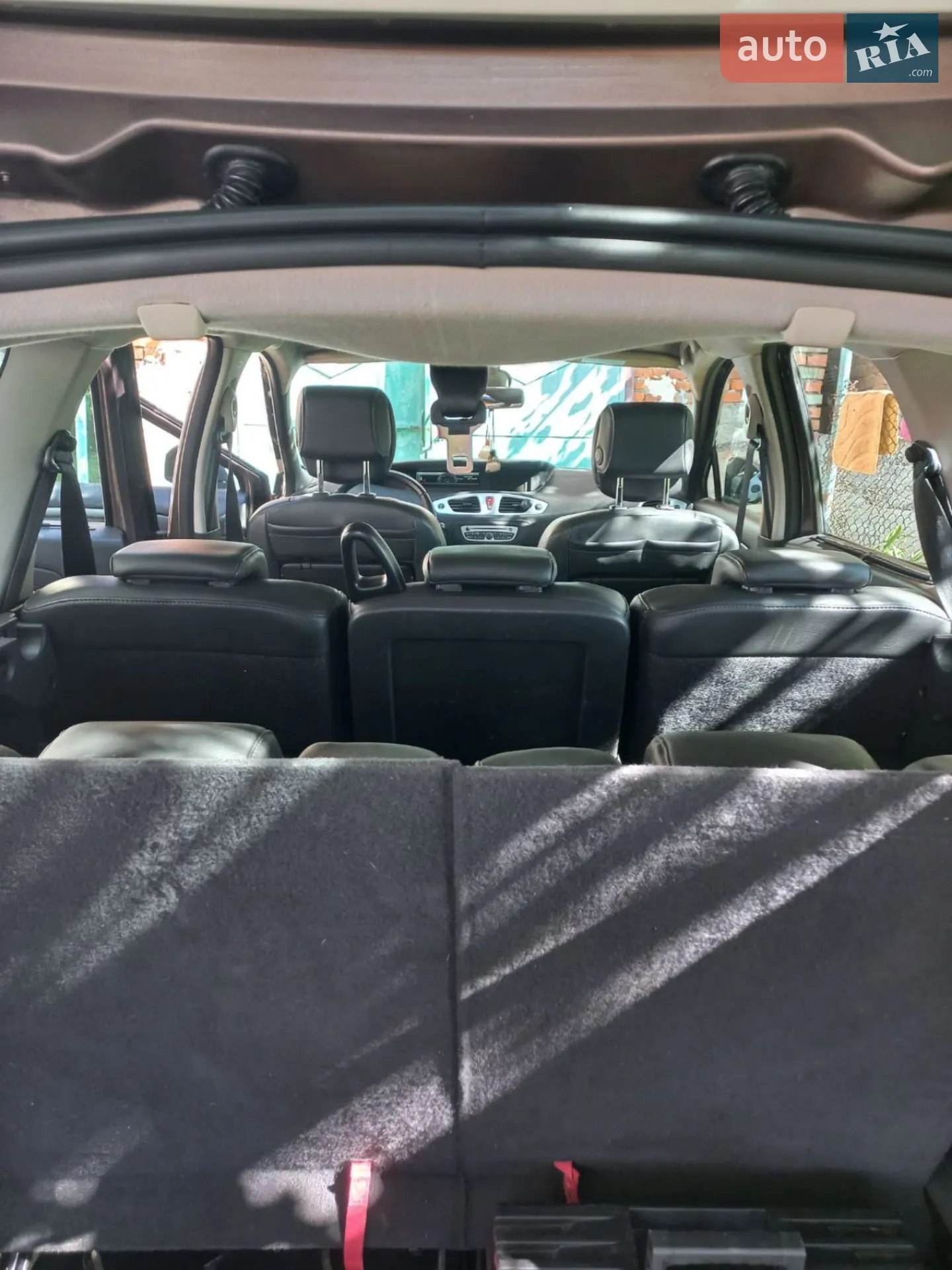2010 Renault Scenic - мініатюра 2