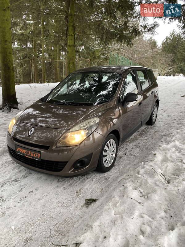 Renault Grand Scenic 2010 Renault Grand Scenic 2010