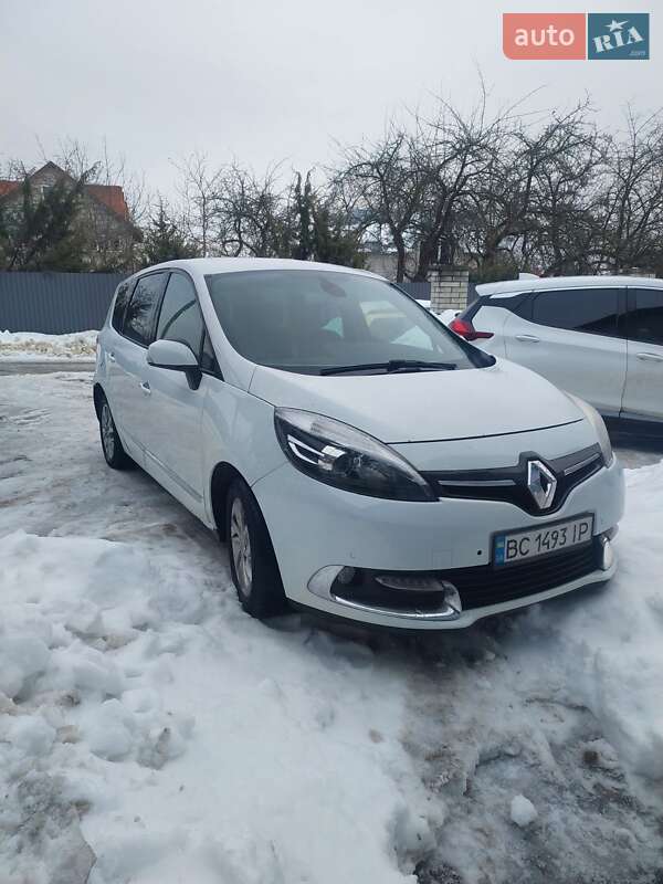 Renault Grand Scenic 2015