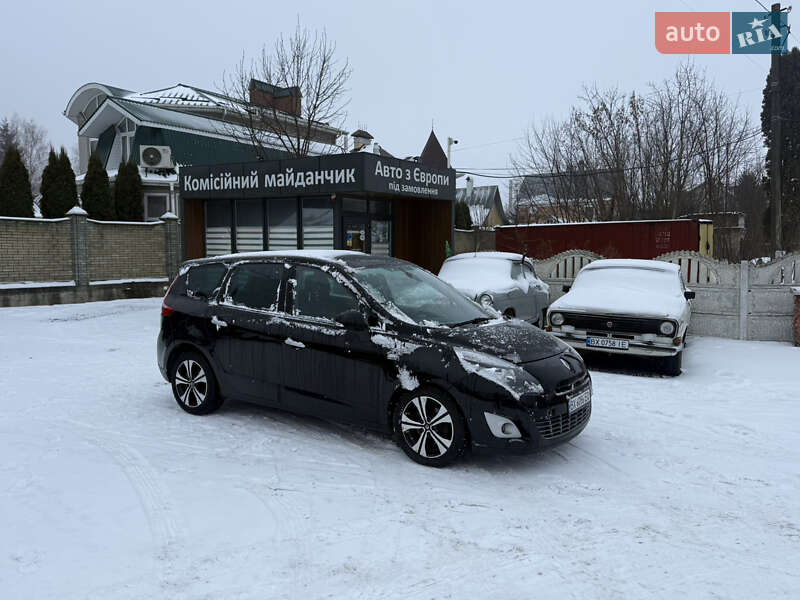 Renault Grand Scenic 2011