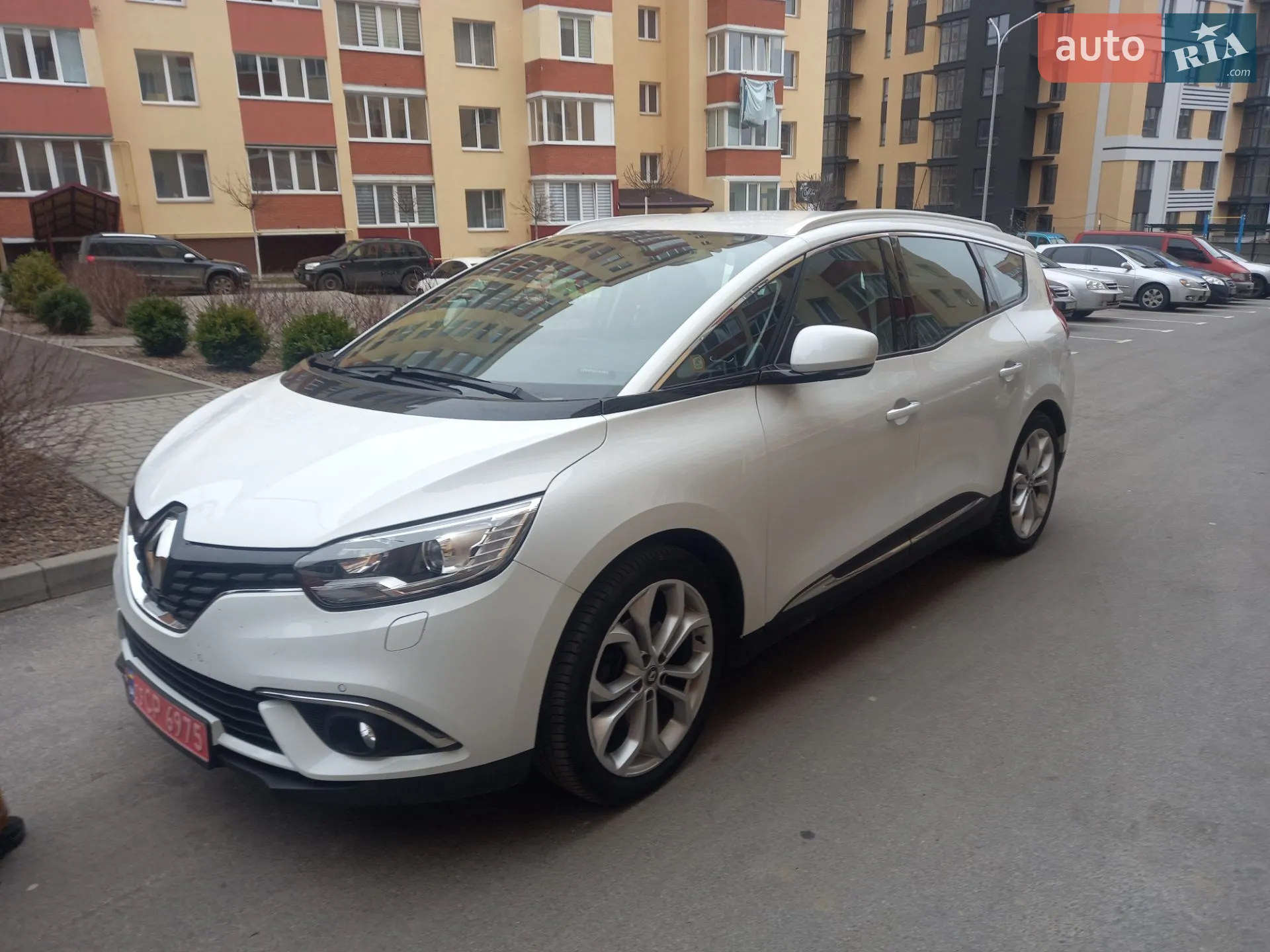 2017 Renault Scenic - мініатюра 2