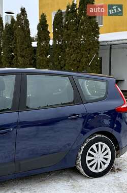 Минивэн Renault Grand Scenic 2010 в Киеве