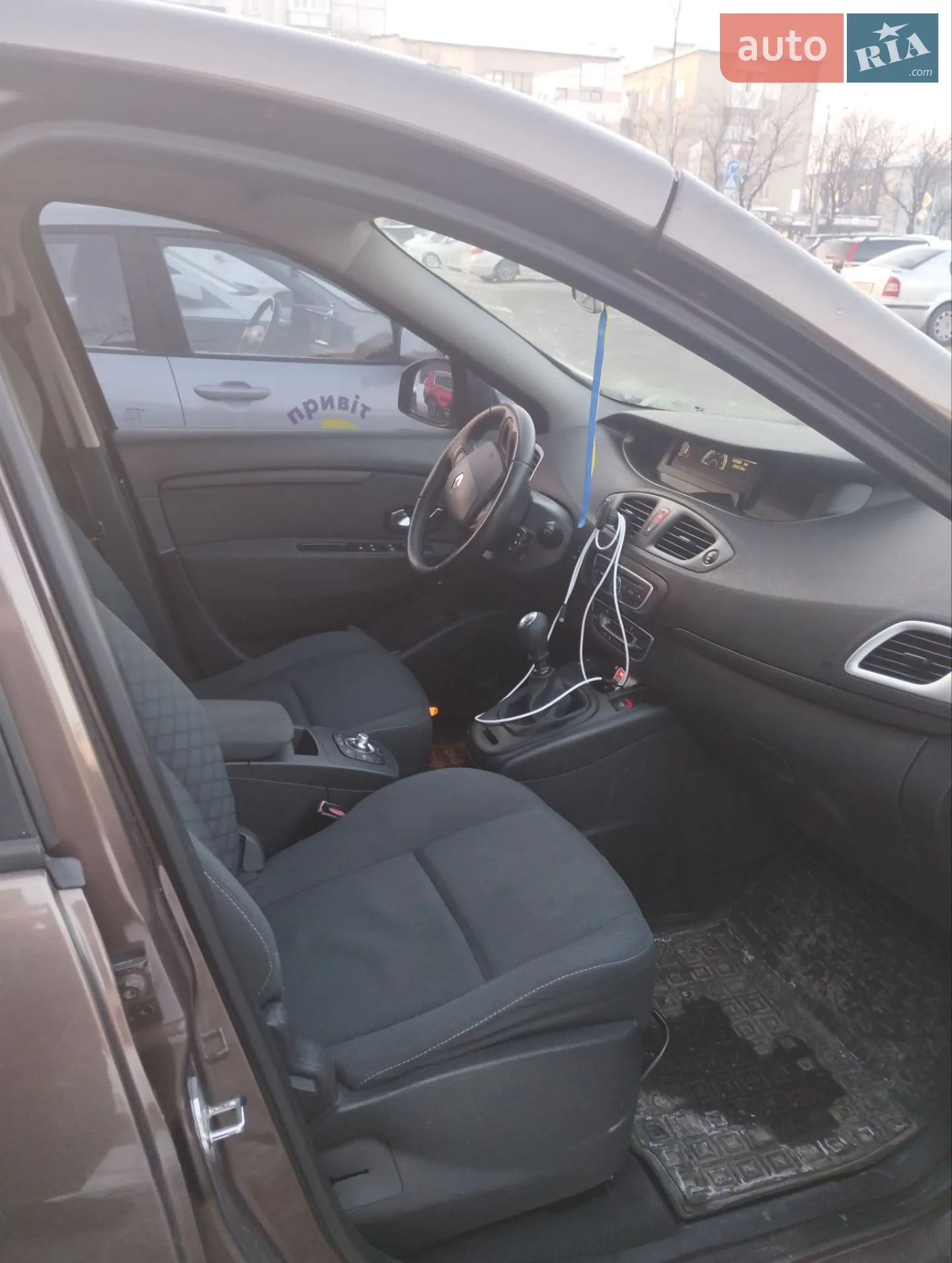 2010 Renault Scenic - мініатюра 18