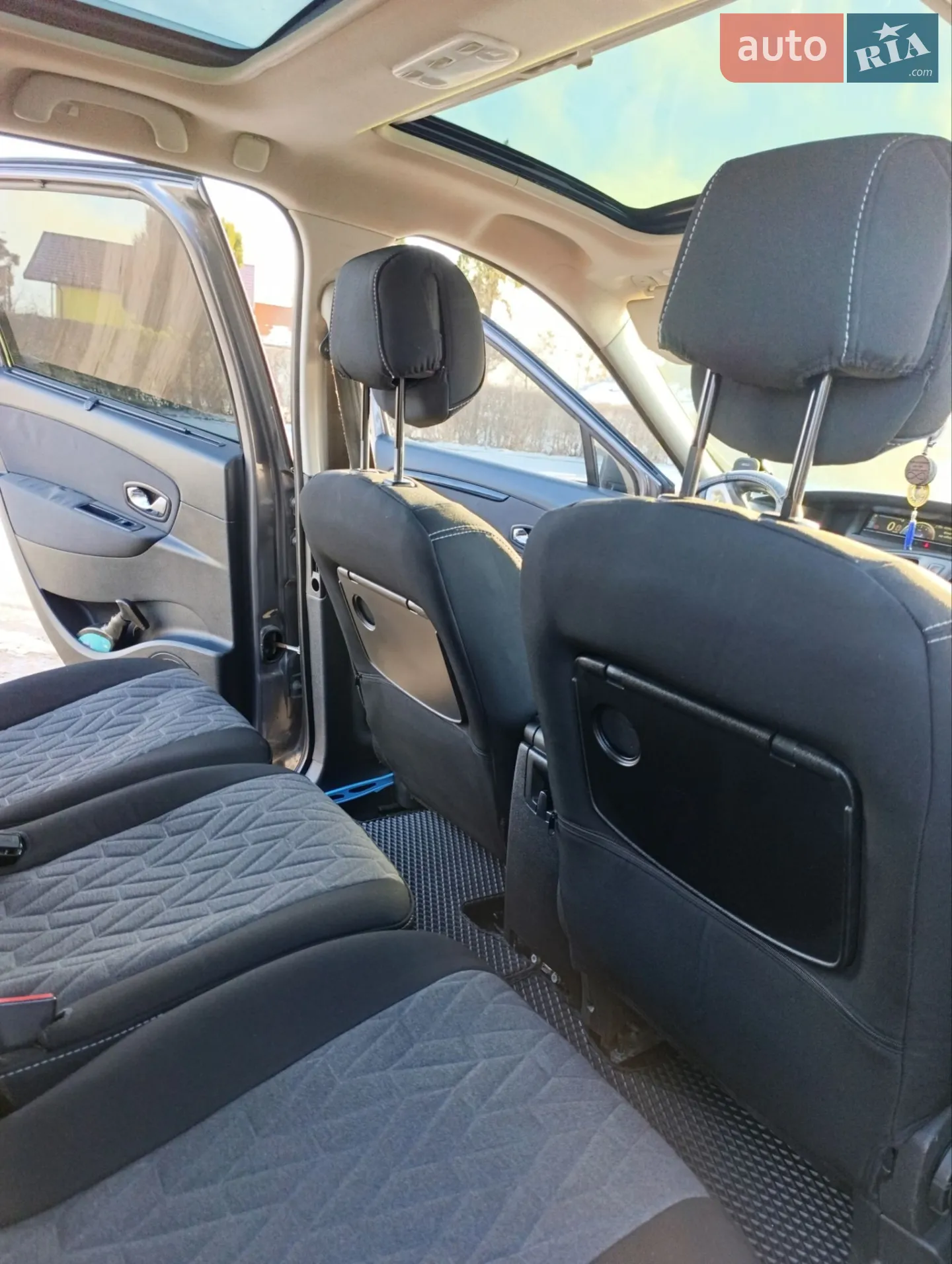 2012 Renault Scenic - мініатюра 17