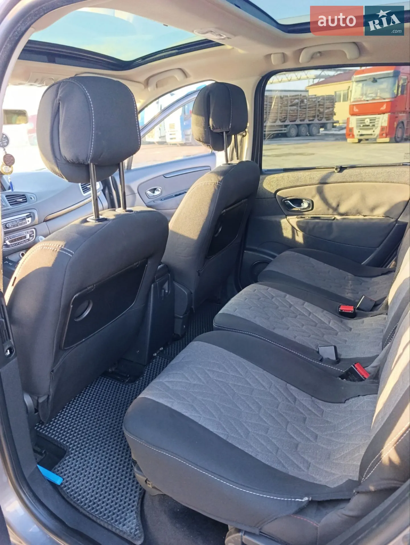 2012 Renault Scenic - мініатюра 22