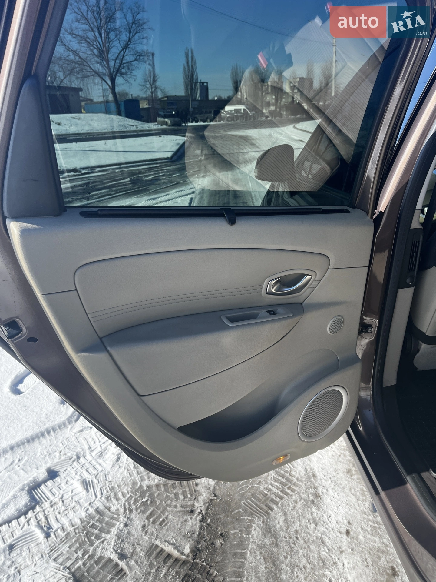 2010 Renault Scenic - мініатюра 26