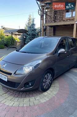 Мінівен Renault Grand Scenic 2010 в Кам'янці-Бузькій
