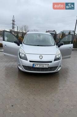 Мінівен Renault Grand Scenic 2011 в Городенці
