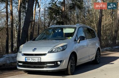 Минивэн Renault Grand Scenic 2013 в Коростене