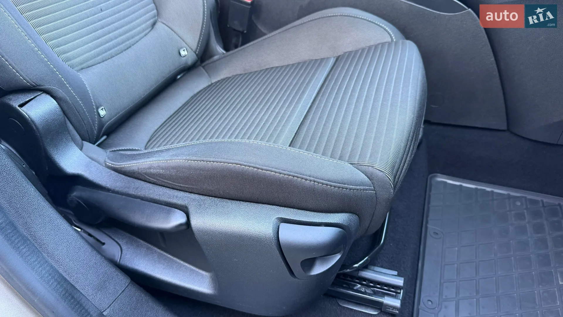 2017 Renault Scenic - мініатюра 61