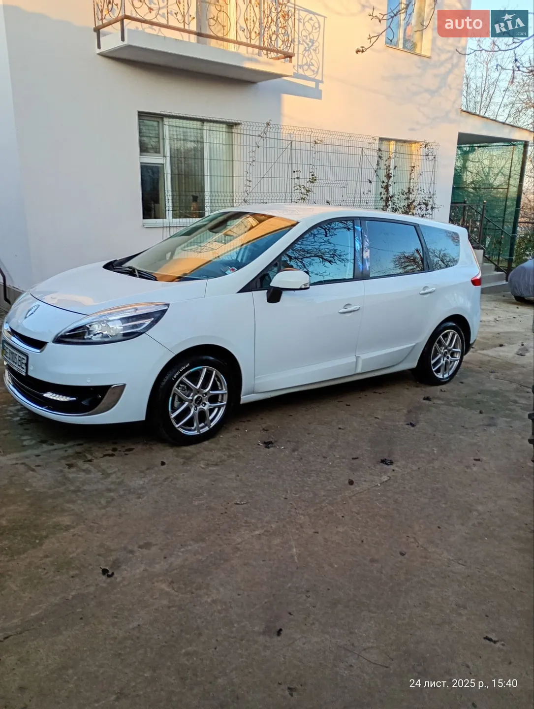 2013 Renault Scenic - фото 1