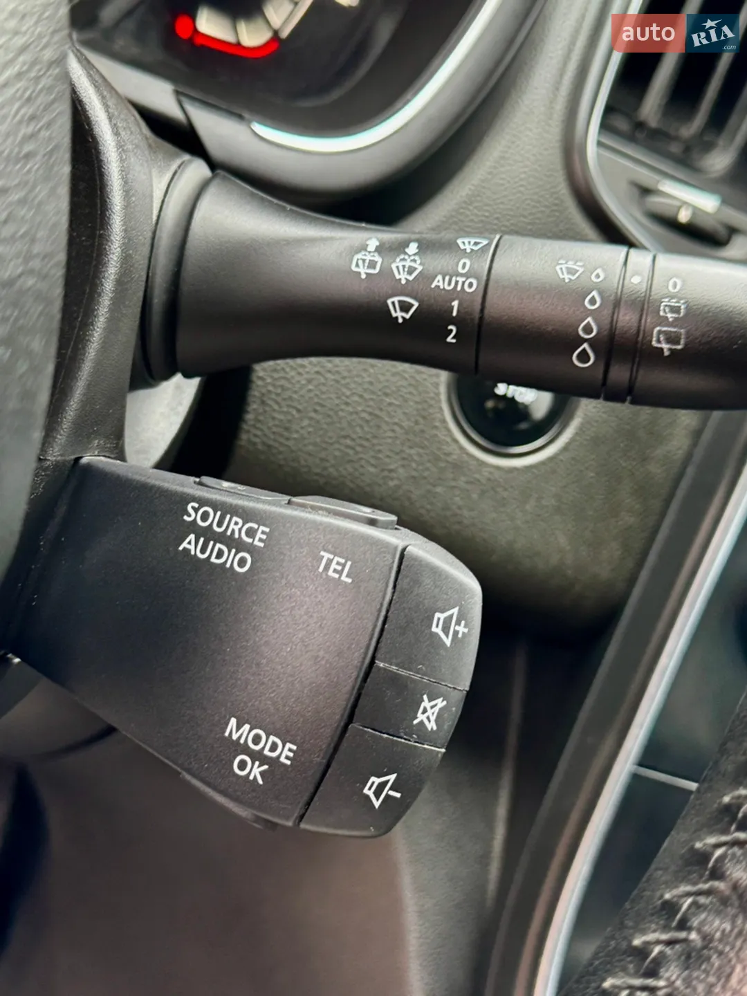 2017 Renault Scenic - мініатюра 61