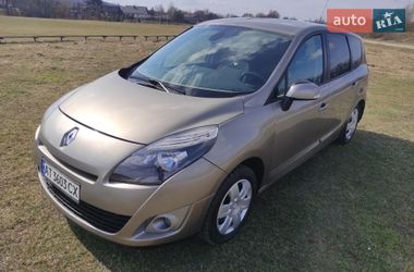Минивэн Renault Grand Scenic 2011 в Калуше