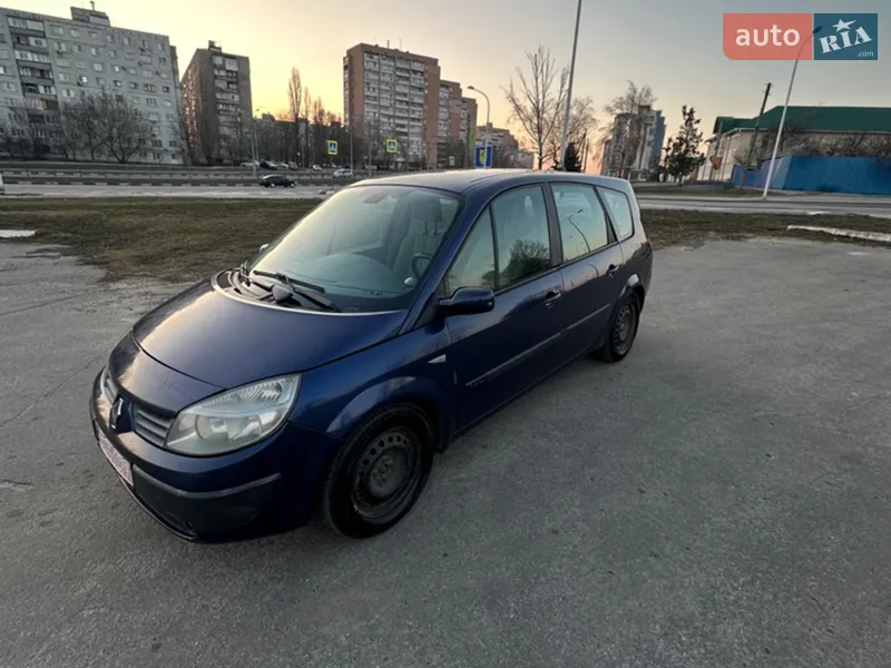 Renault Grand Scenic 2005