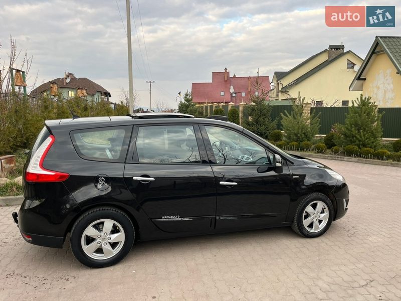 Минивэн Renault Grand Scenic 2009 в Черновцах фото 4 Минивэн Renault Grand Scenic 2009 в Черновцах