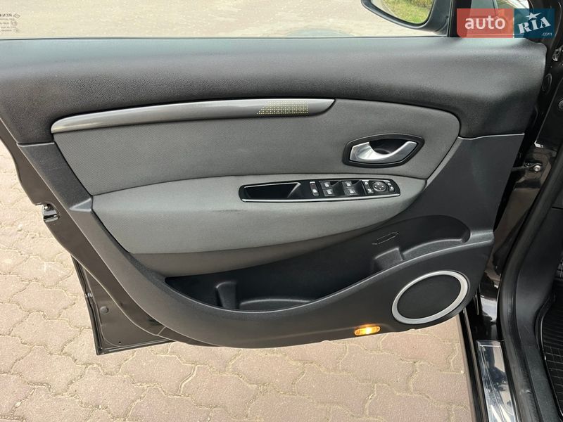 Минивэн Renault Grand Scenic 2009 в Черновцах фото 49 Минивэн Renault Grand Scenic 2009 в Черновцах